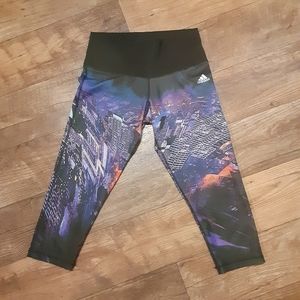 Cropped Adidas Leggings